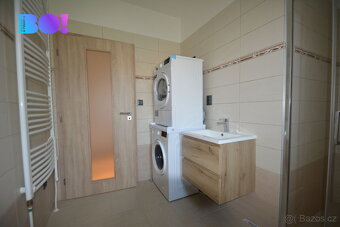 Pronájem krásného rodinného domu se zahradou, Pustá Polom - 4