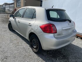 2008 TOYOTA AURIS 1.6 havarovaná na ND - vcelku - 4