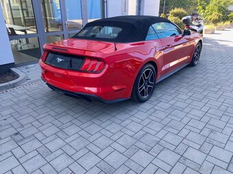 FORD MUSTANG 2020 - 4
