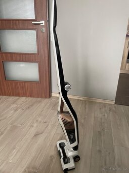 AKU Vysavač ETA Rotelo AquaPlus - 4