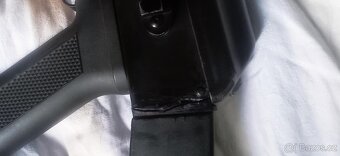 Prodám airsoftovou zbraň AK-47 + příslušenství. - 4