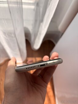 iPhone 11, 128 GB - 4