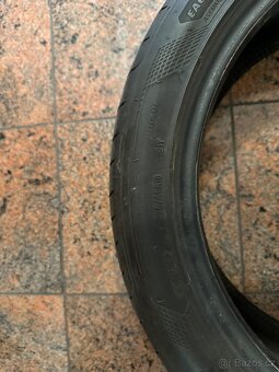 Goodyear 225/45 R18 a Nokian 255/40 R18 - 4