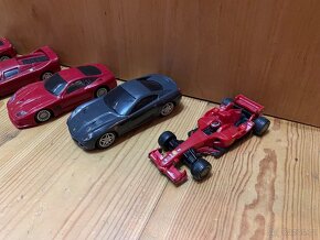Autíčka Ferrari - 4