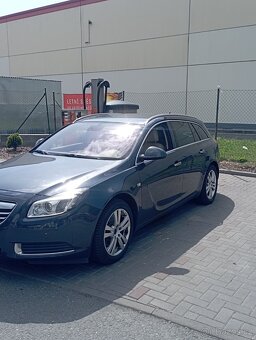 Prodám Opel Insignia spot tour 118kw - 4
