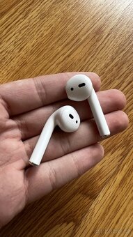 Apple Airpods - 4
