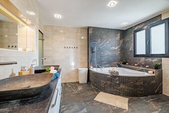 Pronájem exkluzivního bytu 4+kk 121 m², Vamberk - 4