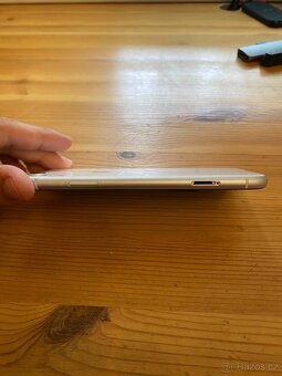 Iphone XR, náhradní díly - 4