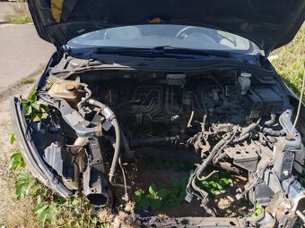 mitsubishi grandis 2 DID - 4