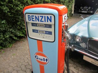 Staré benzínové čerpadlo GULF 60. léta benzínové čerpadlo Po - 4