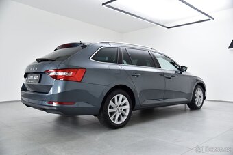 Superb Combi 2.0 TDI Style DSG, LED, Kamera, Vyhr.čelné sklo - 4