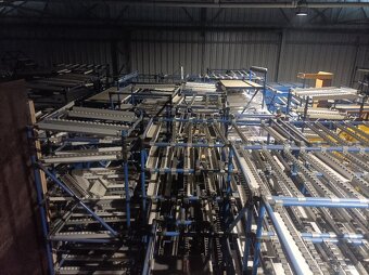 Spádové regály do garáže na cokoli - 4