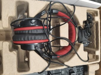 Set DJ kontrolér Numark party mix live bundle - 4