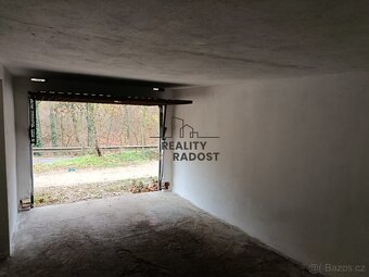 Pronájem garáže 18m2 ve Znojmě, k pronájmu garáž 18m2 Znojmo - 4