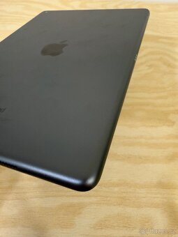 Apple IPad 10.2 (2019) - 4