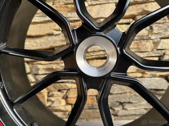 Ráfek Ducati Monster 1100 EVO nový - 4