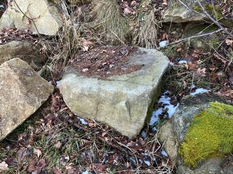 Kameny - 4