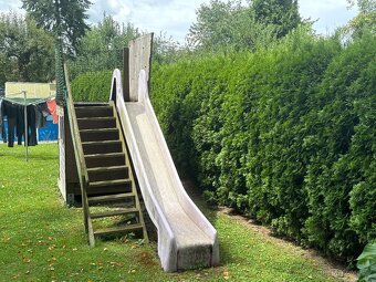Dětský domeček, skluzavka a lezecká stěna - 4