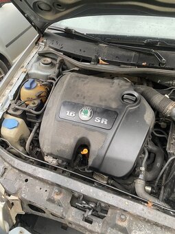Škoda octavia 1 1,6 SR - 4