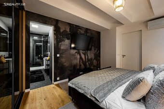 Pronájem bytu 3+kk 175 m² Římská, Praha - Vinohrady - 4
