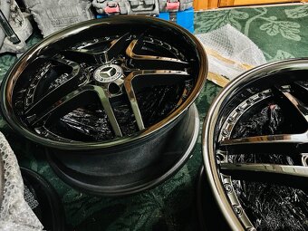 MERCEDES AUDI VW R 19 5x112 Et 35 - 4
