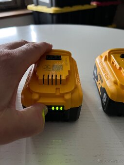 Dewalt Nové Batteries 20V XR 6.0ah 2.0ah $$$$$$$$$$$$$$$$$$ - 4