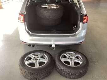 Volkswagen Golf 7 VII 1.4 Tsi 90 KW HIGHLINE 145tkm TOP STAV - 4