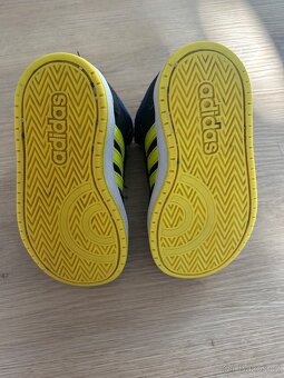 Zimní boty Adidas vel. 24 jako nové - 4