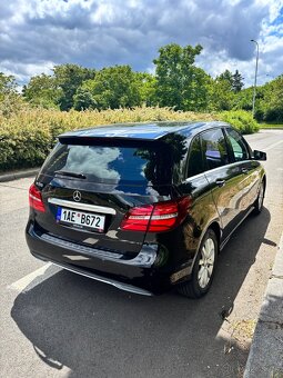 Mercedes B200 automat panorama - 4