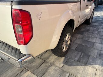 Nissan navara - 4