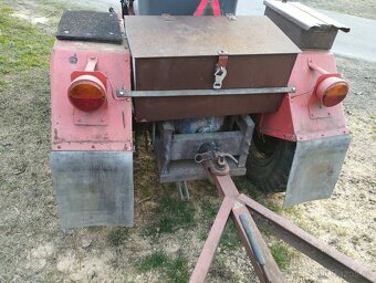 Prodám traktůrk+vlek - 4