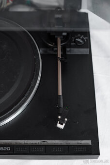 gramofon Yamaha P 520 - 4
