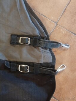 Deka výběhová HKM, s vyšším krkem, 0 g, 135cm - 4