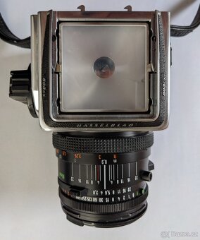 Středoformátový fotoaparát 6x6 HASSELBLAD a objektivy - 4