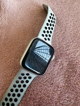 Apple watch SE 44mm Cellular - 4