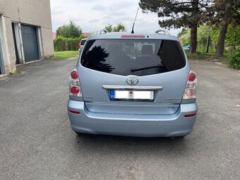Toyota Corolla VERSO 2.2 TDI(100 KW), nová STK - 4