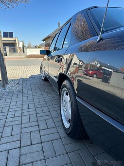 Mercedes-Benz w124 230E - 4