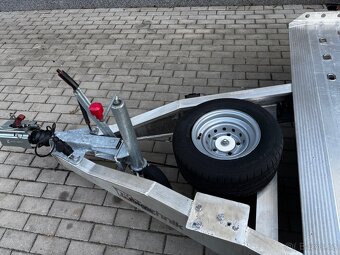 Gromex L4.6m 2700kg alu kola top stav - 4