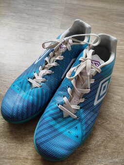 Chlapecké sálové boty Umbro, velikost 36 - 4