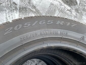 4 ks zimní pneu Pirelli 205/65R17 - 4