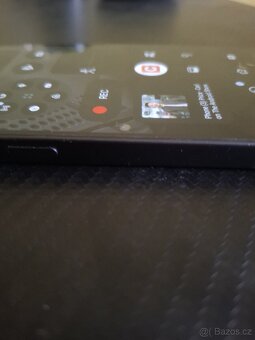 Nothing phone 1 Perfektní stav | 12 GB RAM / 256 GB úložiště - 4