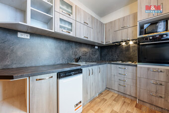 Prodej bytu 2+1, 51 m², Jirkov, ul. Karla Čapka - 4