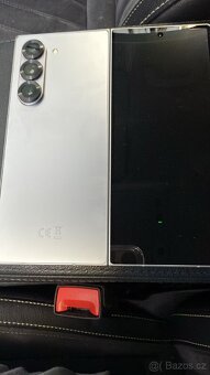 Samsung Galaxy Z Fold 6 - 4