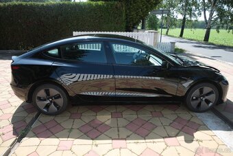 Tesla 3 AWD Long Range 12/23 - havarované - DPH - 4