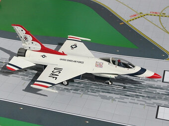 Kovové modely 1/72 - 4