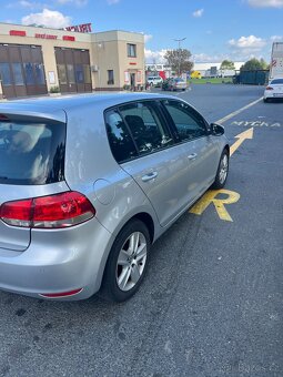 Volkswagen Golf - 4