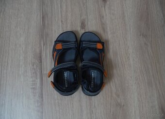 NOVÉ Chlapecké sandále Lanson vel. 36 - 4