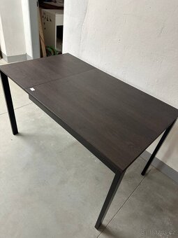 Rozkládací jídelní stůl - 4