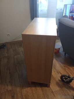 Komoda - 4