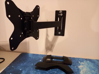 Držák na monitor AlzaErgo M250B Super Slim kloubový 23-42" - 4